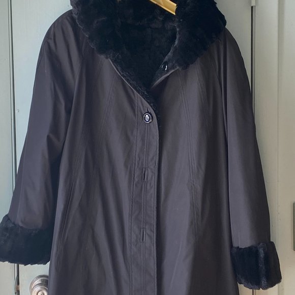 Orvis Reversible Coat Faux Fur Button Front - Picture 3 of 12